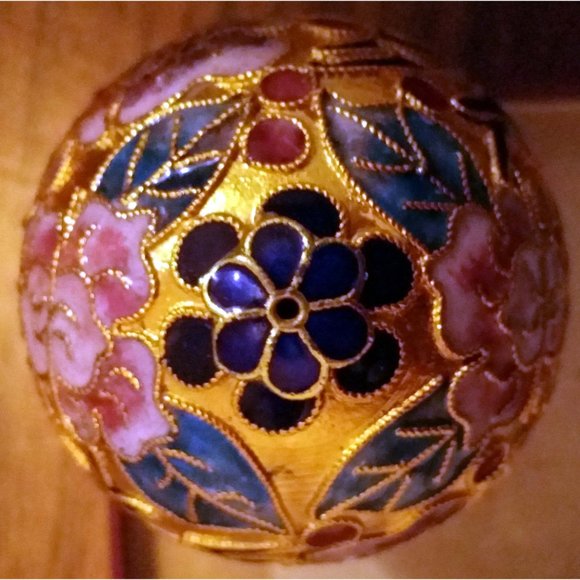 Cloisonné Egg Enamel ornament with Chinese design inside Egg Shell - 2 pieces - Picture 11 of 14